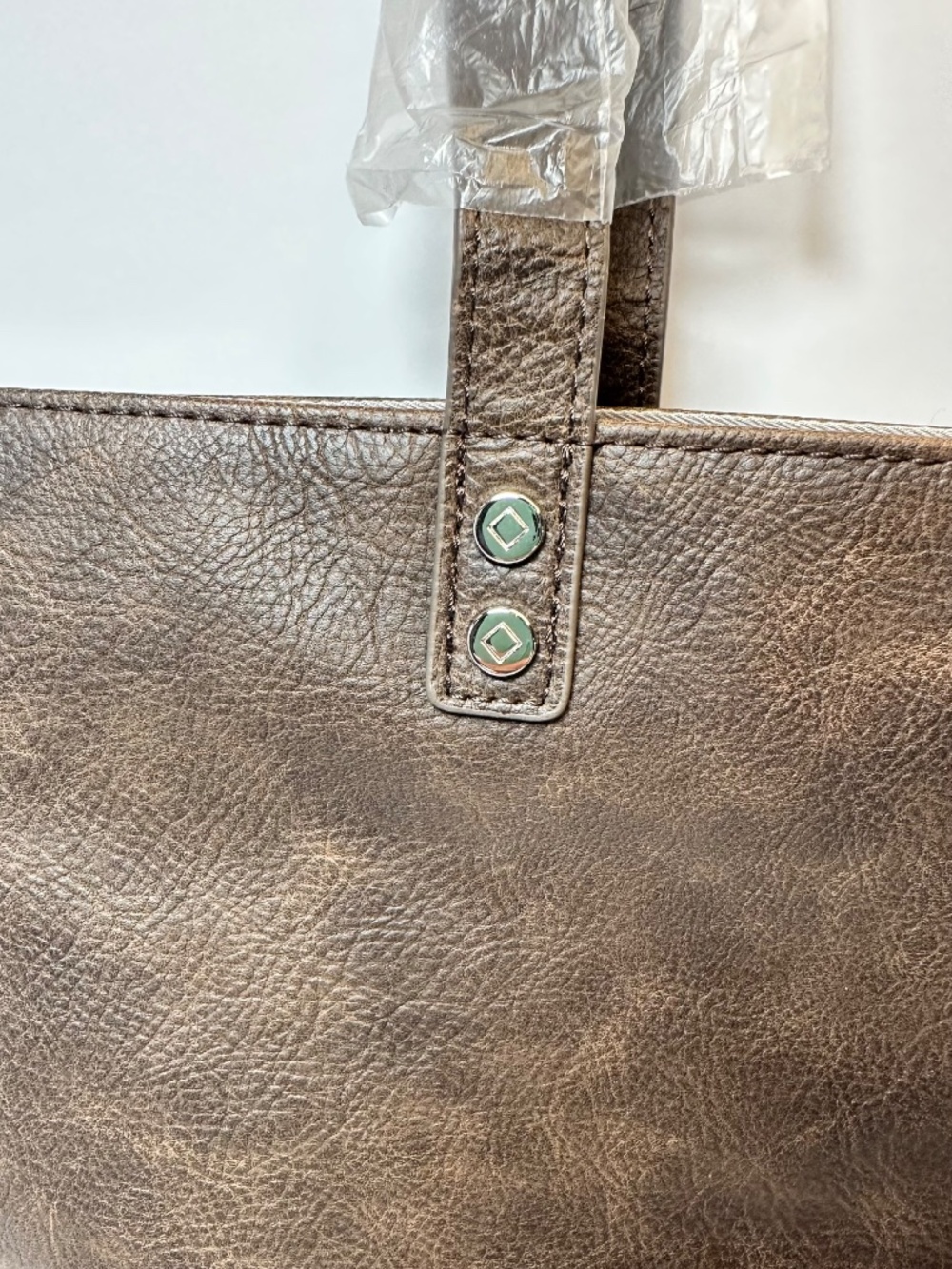 Thirty-One Around Town Tote Chestnut Distressed Pebble | Large Shoulder Bag - Picture 4 of 4